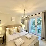 The Hampton Garden 公寓