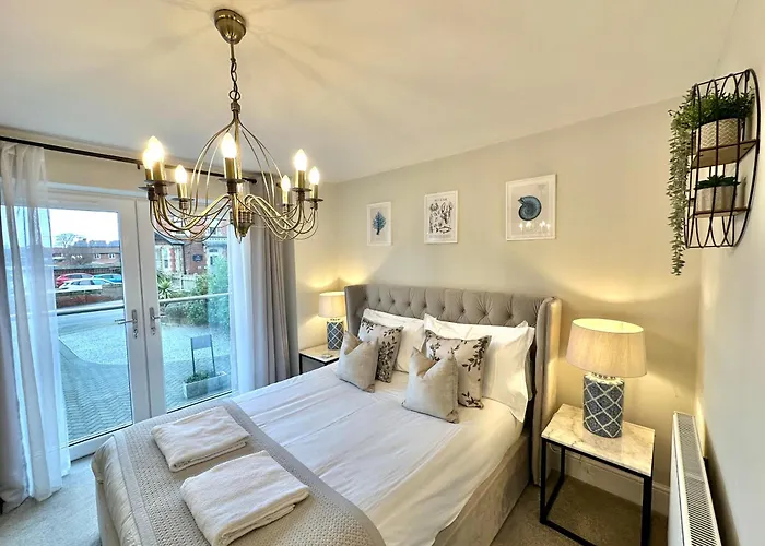 The Hampton Garden Apartment